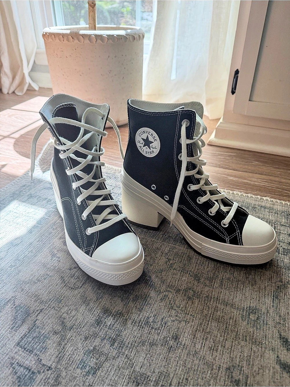 Converse Chuck Taylor All Star 70 Hi De Luxe Heel Platform Heel Sneakers Black